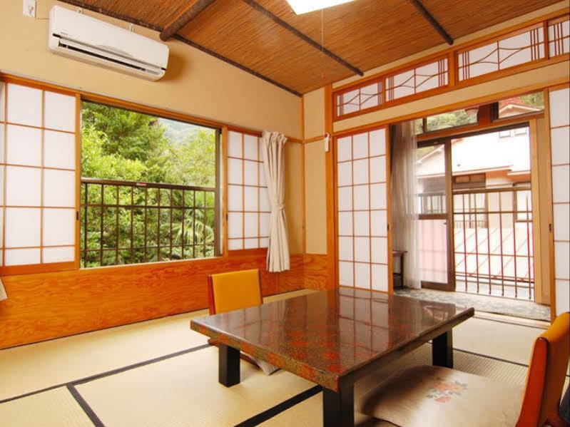 Sansou Nagisa Hotel Isehara Exterior photo